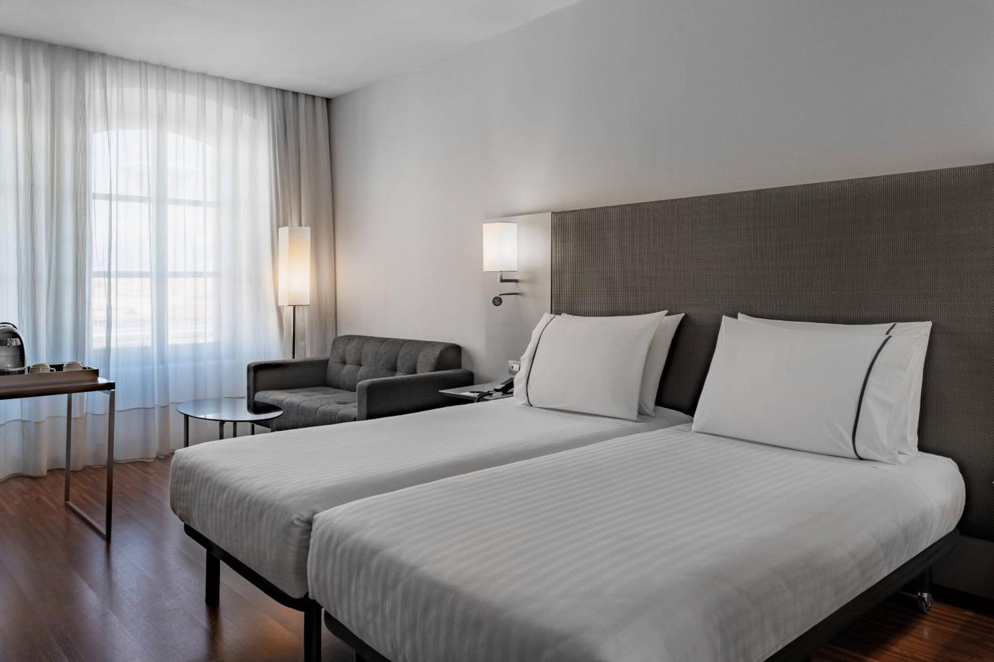 Ac Hotel Torino By Marriott Екстер'єр фото